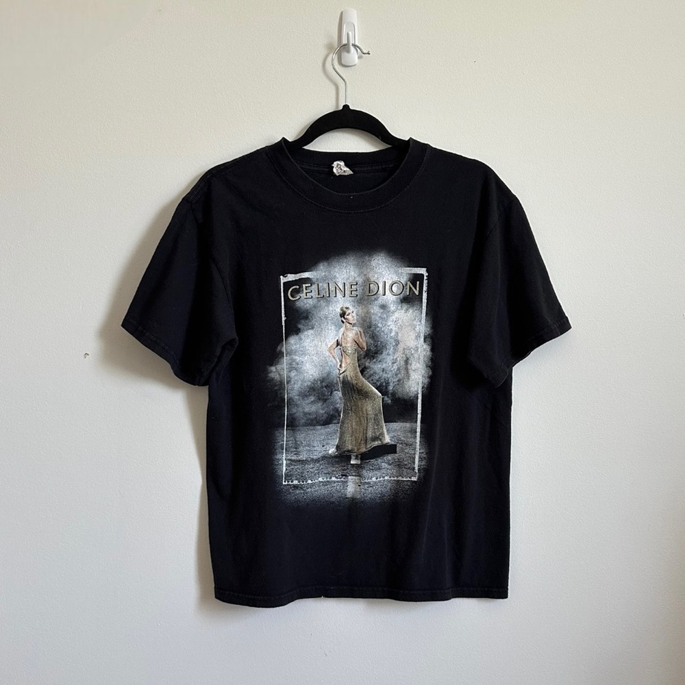 Vintage 2015 Celine Dion “Back on the Road" Tour Band Tee